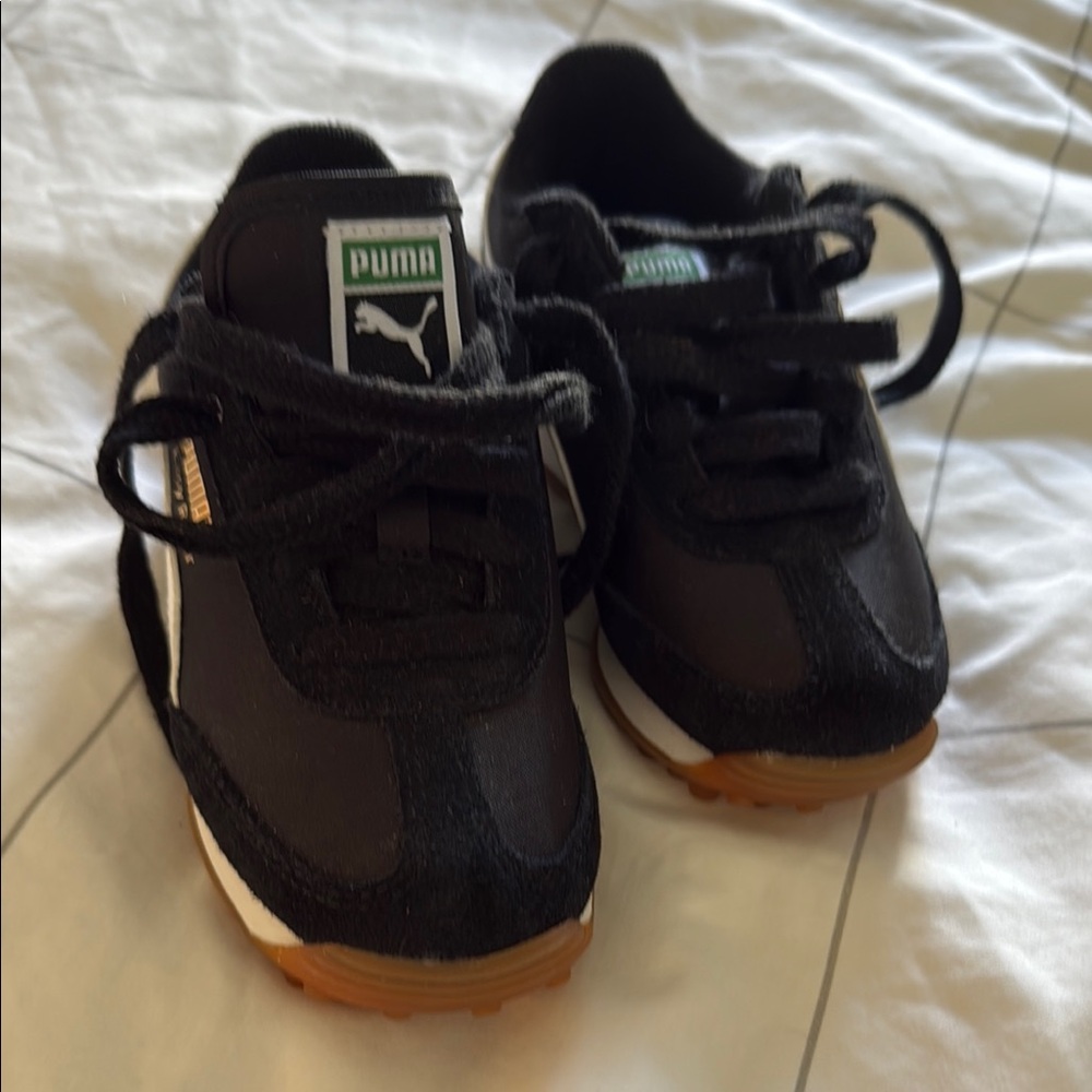 Puma Kids Black Sneakers
